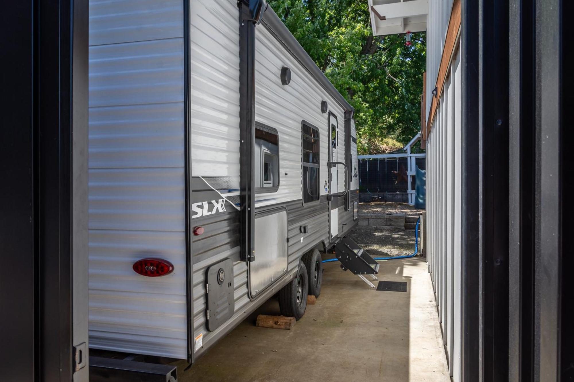Chic Rv Retreat, Stunning Yard In Roseburg Ξενοδοχείο Εξωτερικό φωτογραφία