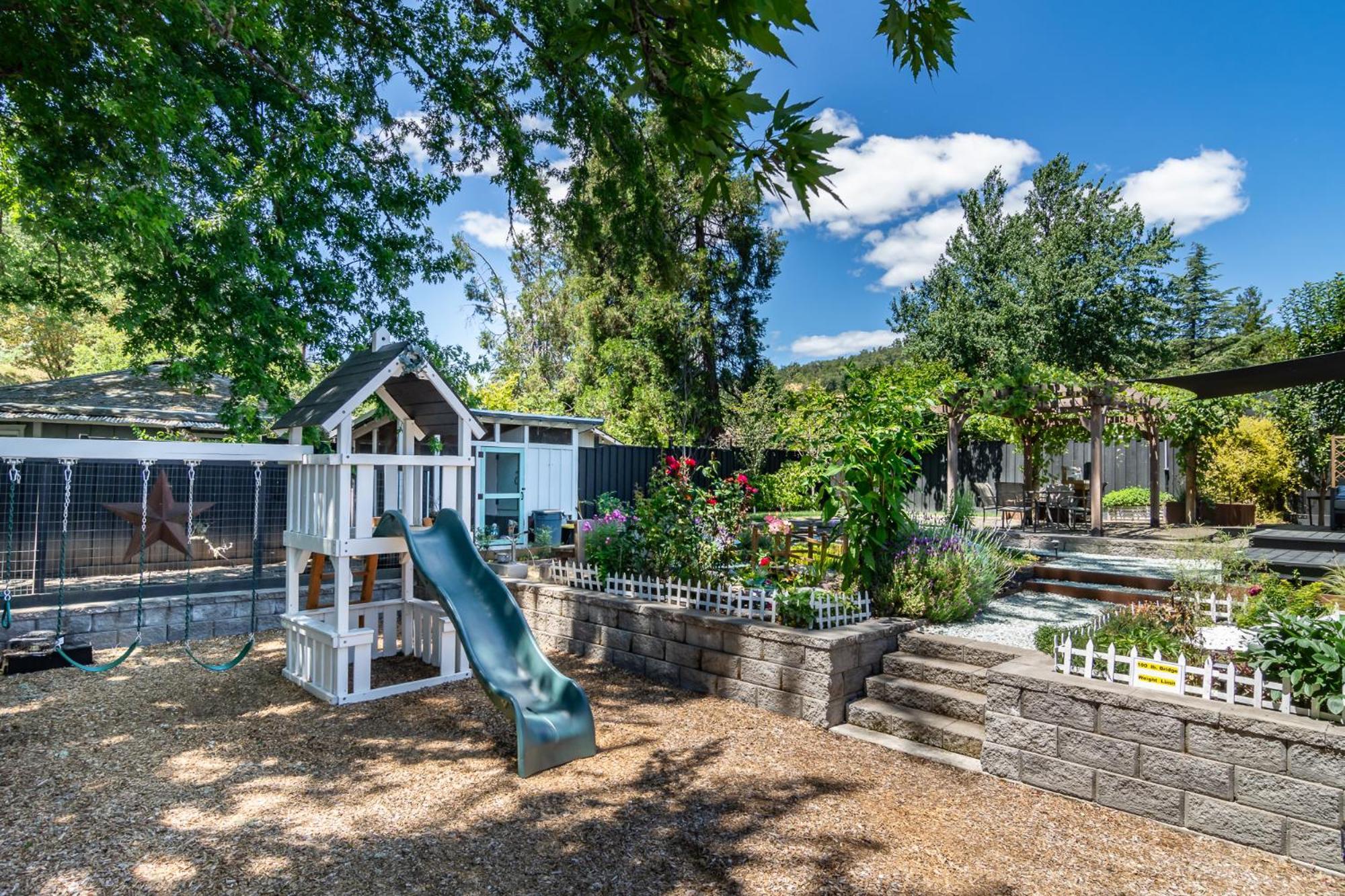 Chic Rv Retreat, Stunning Yard In Roseburg Ξενοδοχείο Εξωτερικό φωτογραφία